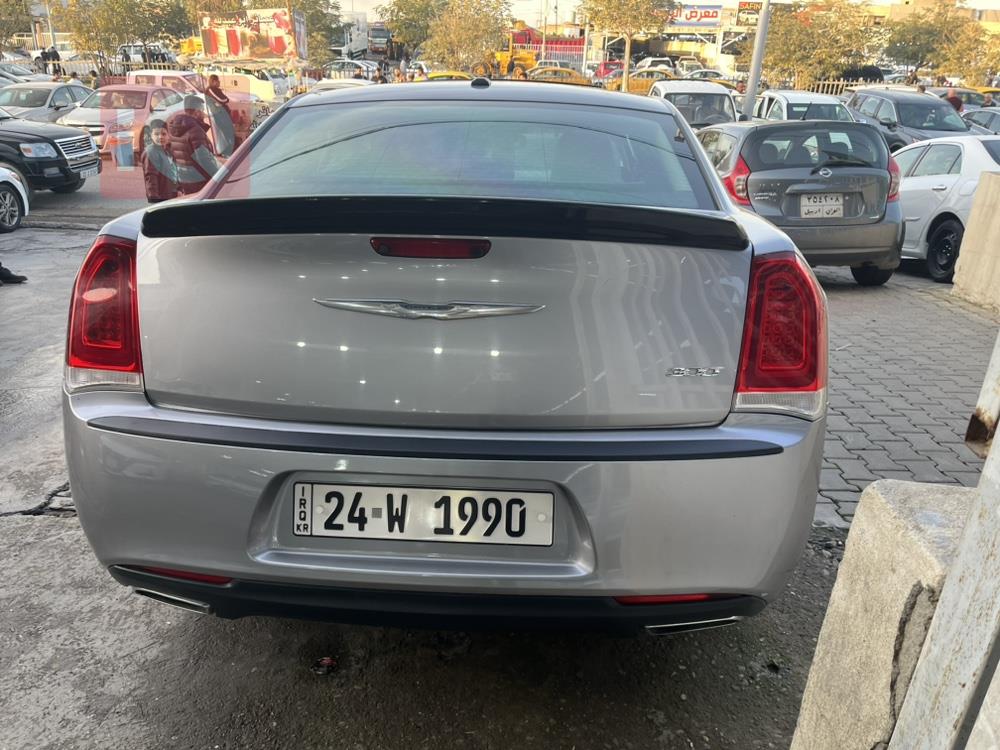 كرايسلر 300